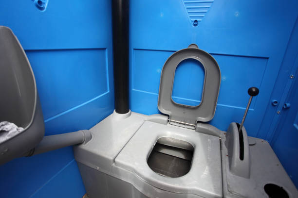 Portable Toilet Options We Offer in Pawnee, IL